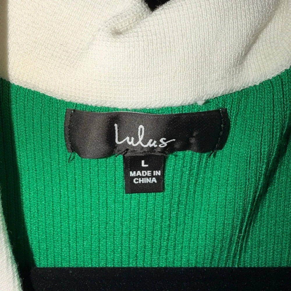 Lulu's Green V-Neck Sleeveless Polo Mini Dress with Cream Trim - Picture 2 of 4